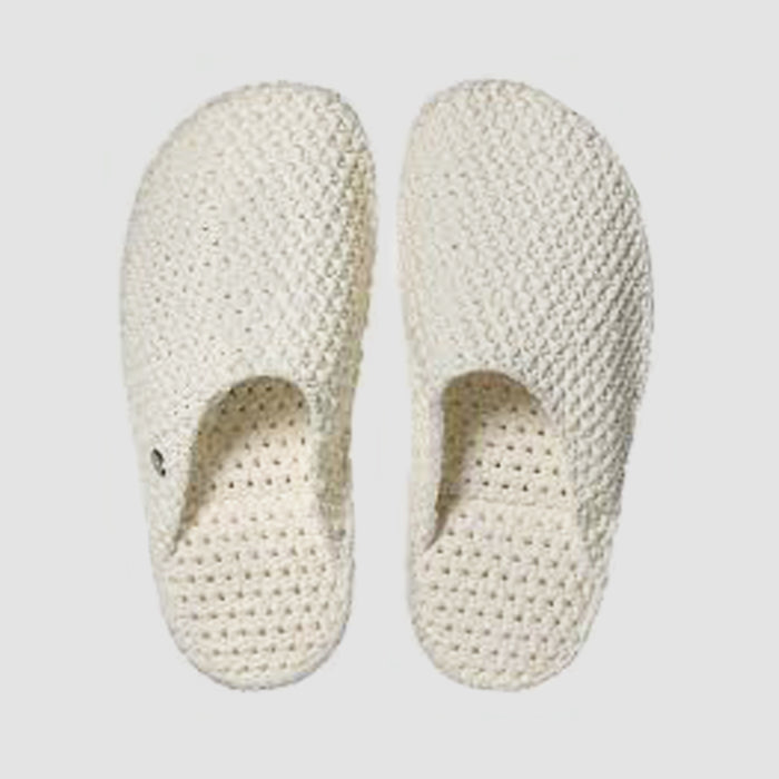 Duurzame en comfortabele pantoffels wit